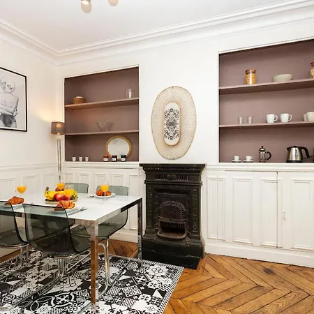 Bnbnova - Notre-dame - 1br With Balcony Lägenhet