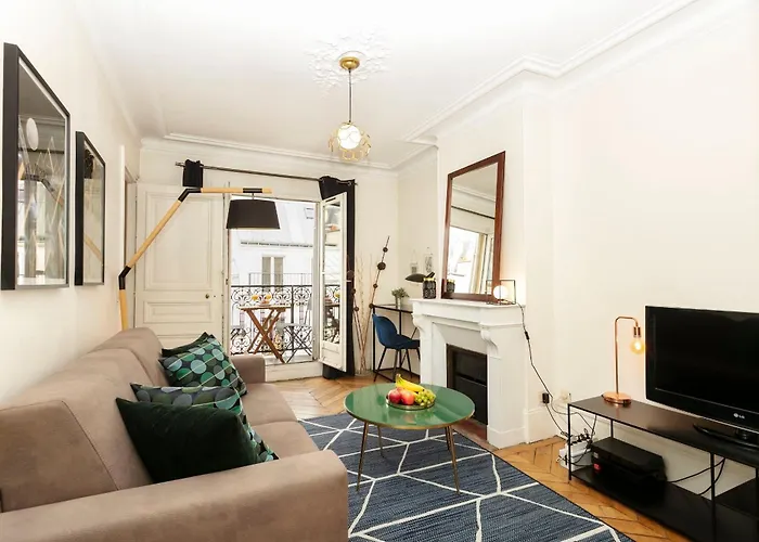 Bnbnova - Notre-dame - 1br With Balcony 파리