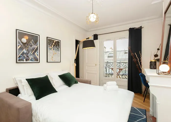 Bnbnova - Notre-dame - 1br With Balcony 파리